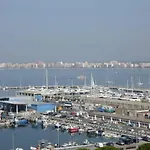 Renovado Con Terraza - Aire Acondicionado Y Garaje Privado - Es-258-12 Apartamento