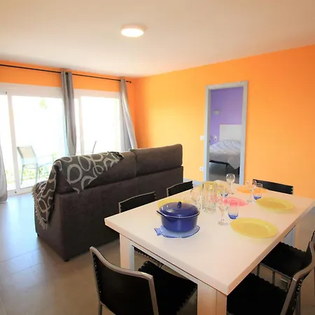 Reformado Con Vista Al Mar, 20m De La Playa, A.a., Garaje, En Centro De - Es-258-12 Apartament Roses